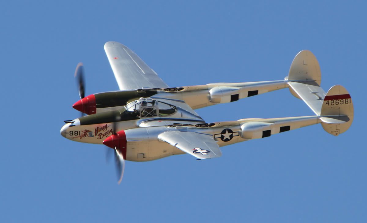 IMAGE: http://img.photobucket.com/albums/v176/forty5r/Airbook/IMG_6565.jpg