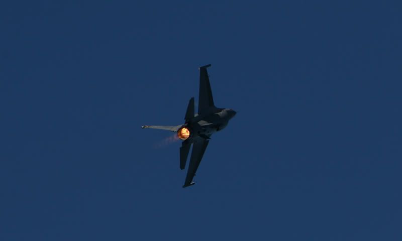 IMAGE: http://img.photobucket.com/albums/v176/forty5r/Fleet%20Week/IMG_2101.jpg