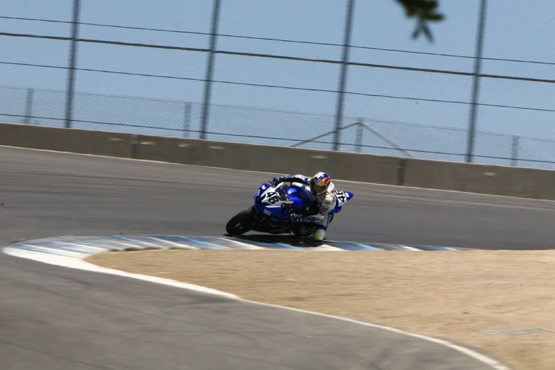 IMAGE: http://img.photobucket.com/albums/v176/forty5r/Laguna%20Seca/IMG_9204.jpg