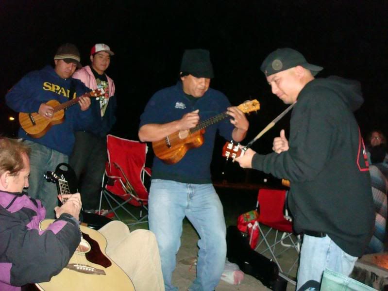 UkuleleUnderground2-29-08009.jpg