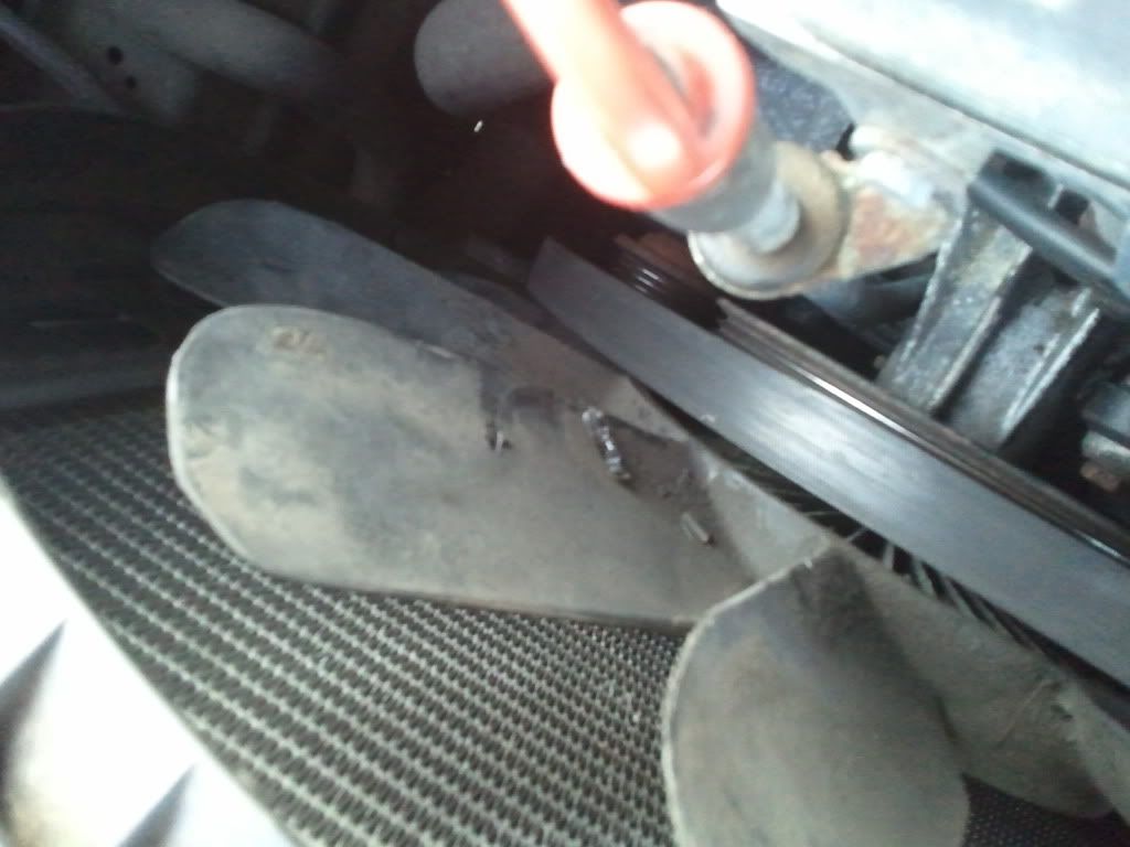 Belt Tensioner Pulley Snapped Off! Pictures MercedesBenz Forum