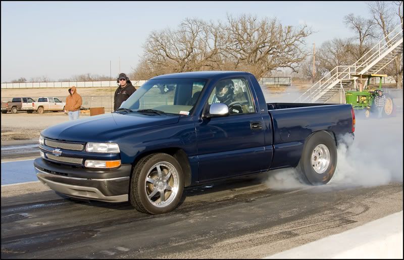 IMAGE: http://img.photobucket.com/albums/v179/clee130/photos/IMG_0468-sm.jpg