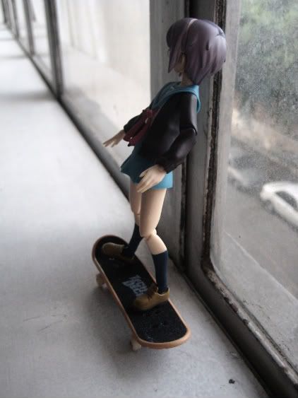 yuki as a skatergirl
