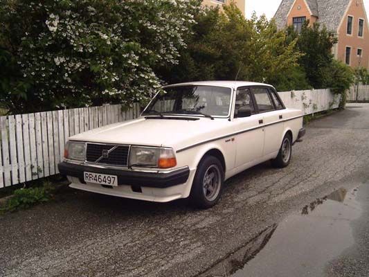 Volvo00.jpg