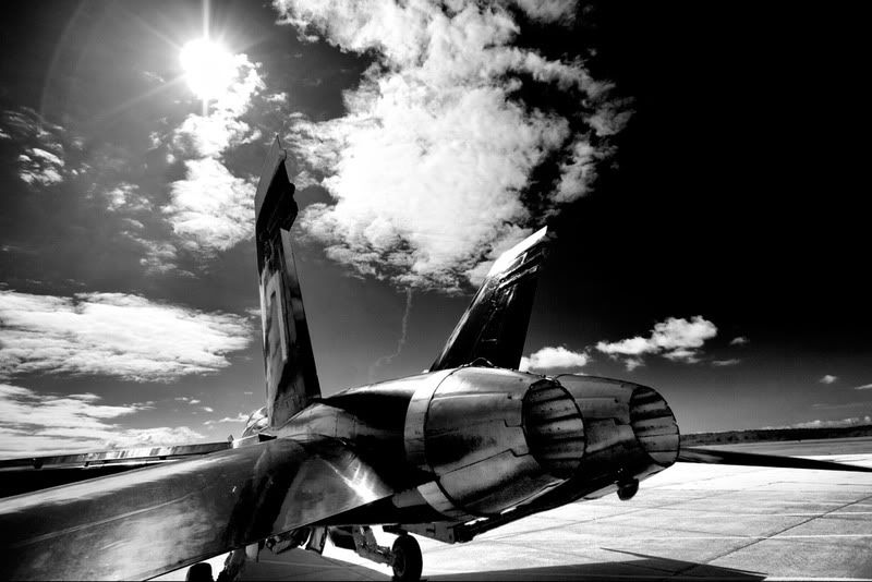 IMAGE: http://img.photobucket.com/albums/v180/helograd/Blue%20Angels/web-bw-IMG_0490.jpg