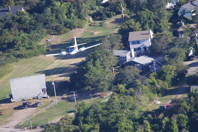 IMAGE: http://img.photobucket.com/albums/v180/helograd/IMG_0498web.jpg