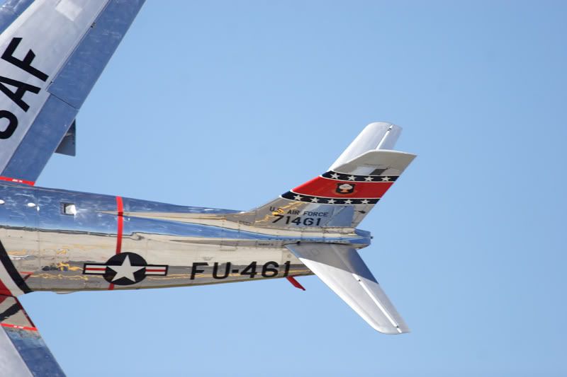 IMAGE: http://img.photobucket.com/albums/v180/helograd/IMG_1807web.jpg