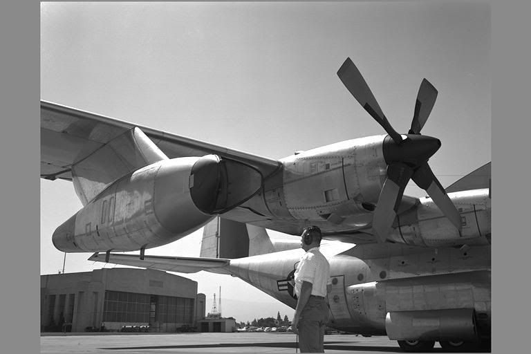 NC-130B6engine.jpg