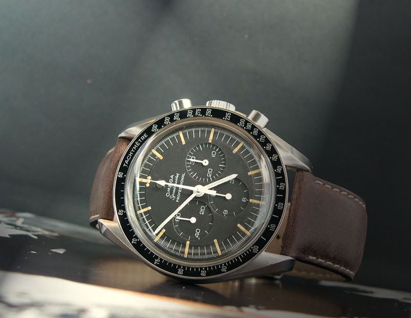 http://img.photobucket.com/albums/v180/neofeet/Omega/321SM.jpg