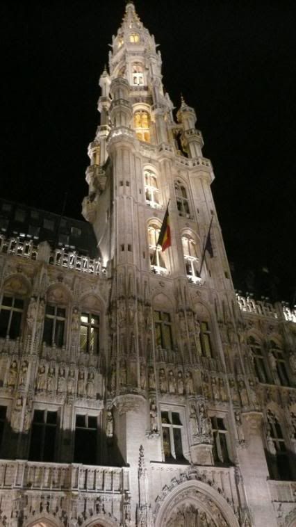 http://img.photobucket.com/albums/v180/s12_gotBoost/Eurotrip%202008/Brussels/P1020620.jpg