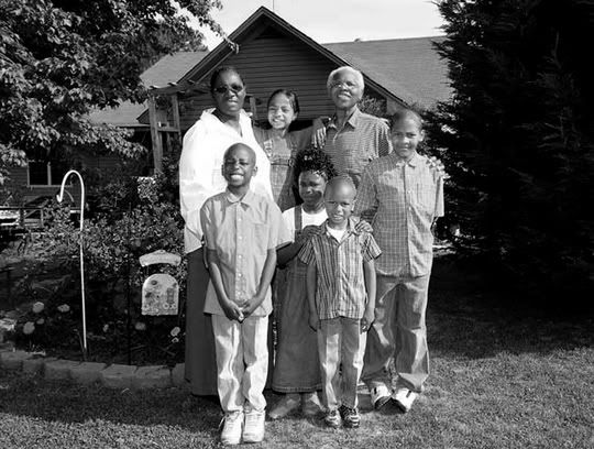 IMAGE: http://img.photobucket.com/albums/v185/yeaokwhatt/727bb2b9.jpg