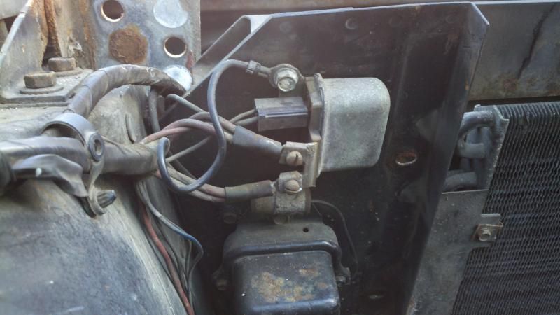64 with A/C voltage regulator location - CorvetteForum ... 1964 chevrolet horn relay wiring diagram 