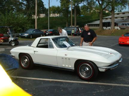 66WhiteBlackHardtopL79.jpg