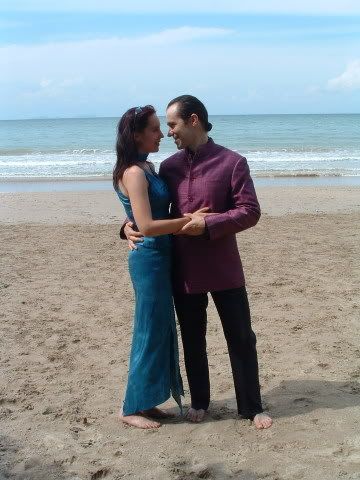 The morning of our wedding we had a few photos on the beach 