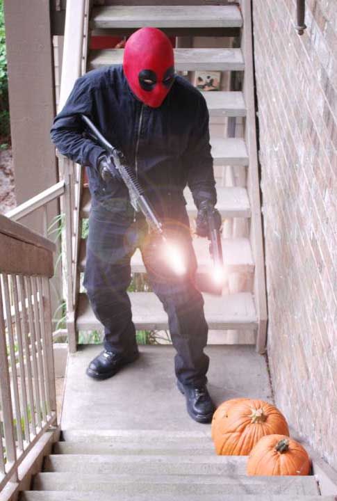 deadpoolpumpkincarve.jpg