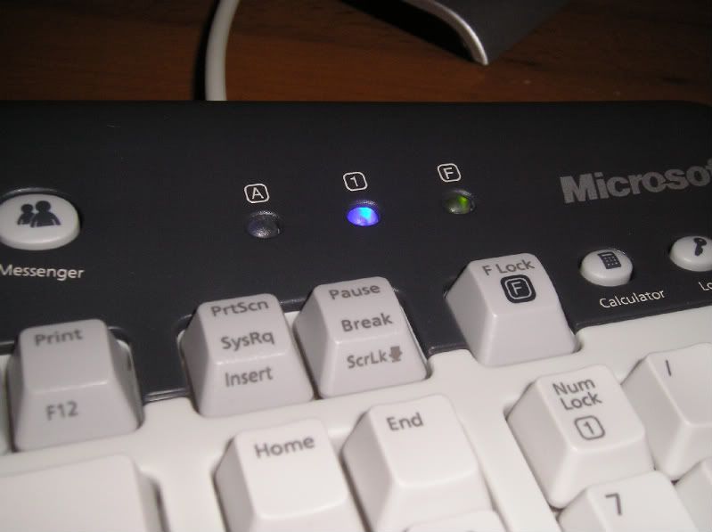 blue_led_numlock.jpg