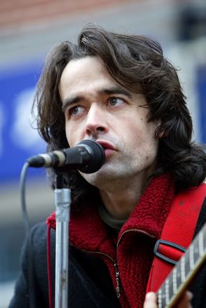 IMAGE: http://img.photobucket.com/albums/v192/incompletepete/D7FD4182.jpg