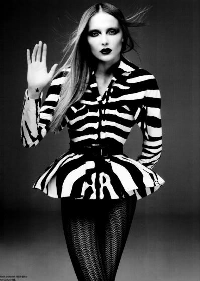 snejana onopka numero korea @ small treasures