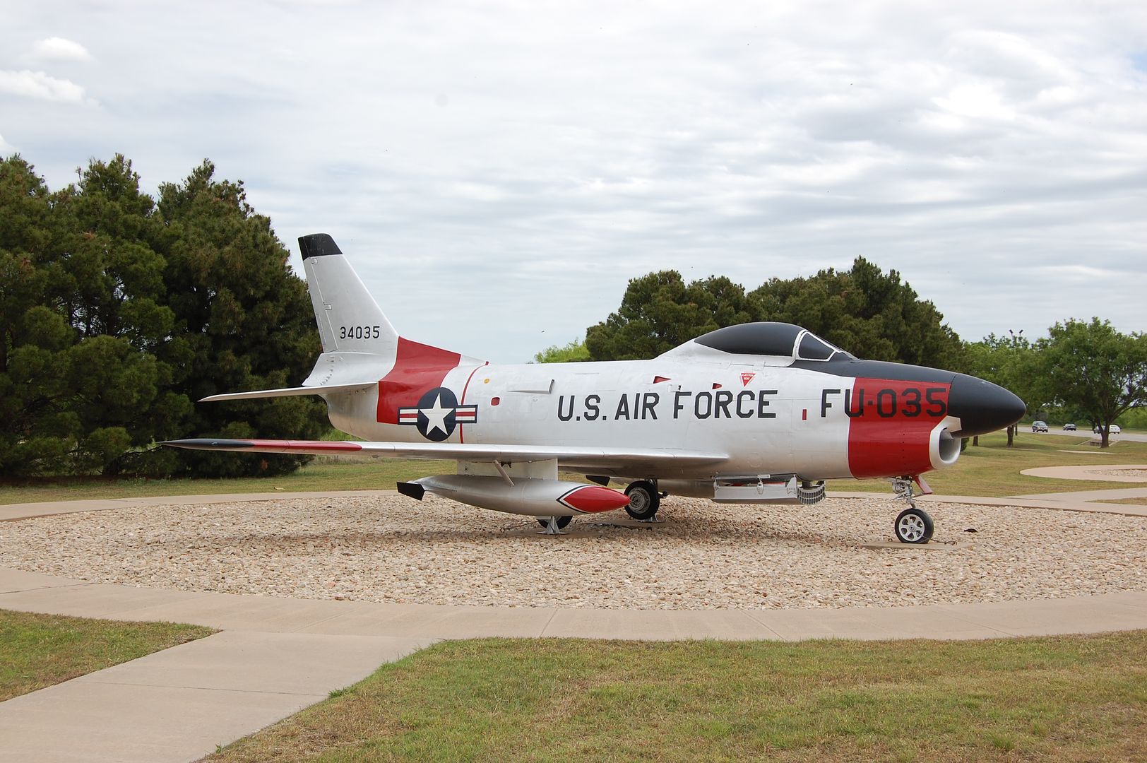 F-86L53-4035DyessAFBMay10.jpg
