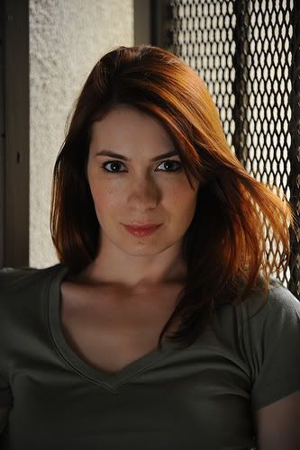 Thread needs more Felicia Day pictures