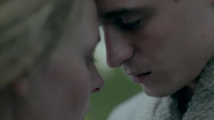 photo the_white_queen1x01hdtv_x264-fovmp4_000940760_zps8c5b936c.jpg
