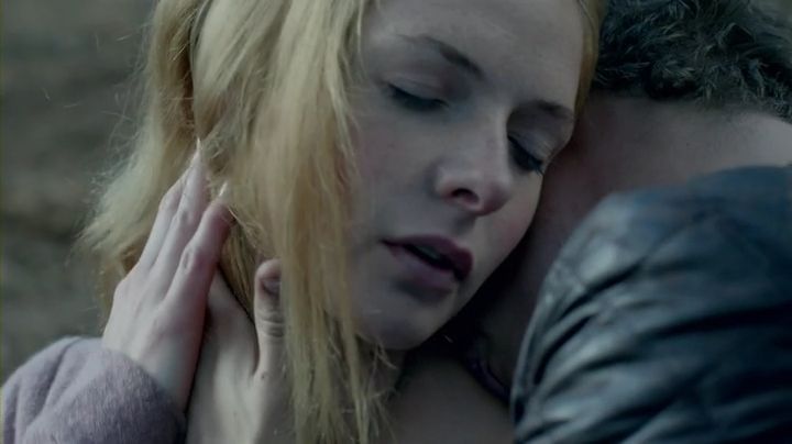 photo the_white_queen1x01hdtv_x264-fovmp4_001203960_zps981c3abe.jpg