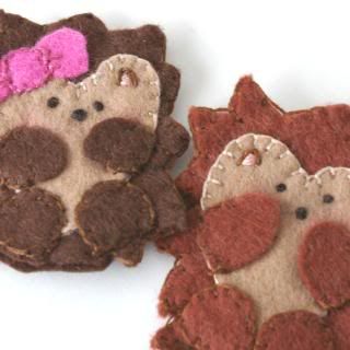 transform :: quiet time into fun time (Hedgehogs in Love Finger Puppet Set)