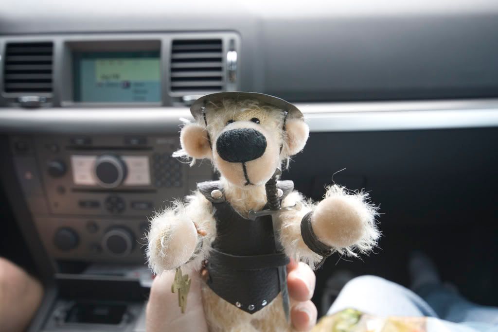 IMAGE: http://img.photobucket.com/albums/v203/squashed/europe/Germany/IMG_12860065-3.jpg