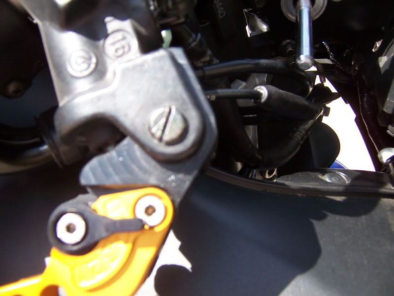 How To Tighten Throttle Play R6 Message Net