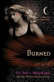 The House of Night - 7 - Burned