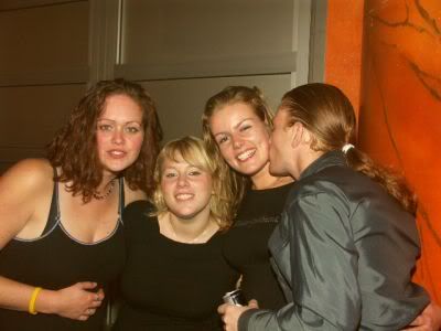 [img width=400 height=300]http://img.photobucket.com/albums/v207/diene/normal_brid520.jpg[/img]