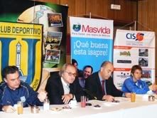 [FOTO DE UNA CONFERENCIA DE PRENSA DE LA CD UDECONCE (COLOR)]
