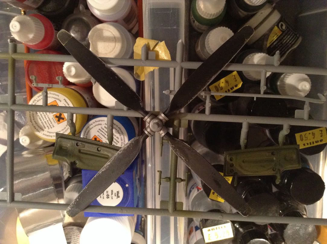 e7771d270efb70950f3fa4e3cddb5b10_zpsbd94