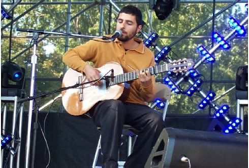 Jose Gonzalez @ Virgin Festival: photo by Mike Ligon