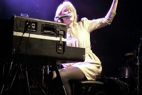 Frida Hyvönen @ The Mod Club: photo by Michael Ligon