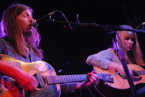 Evan Dando & Juliana Hatfield: photo by Michael Ligon