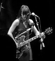 Feist @ Harbourfront(Canada Day 2005): photo by Mike Ligon