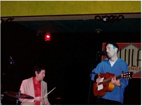 Jonathan Richman and Tommy Larkins @ Lula Lounge (Toronto, Ontario), November 8, 2004: photo by Mike Ligon