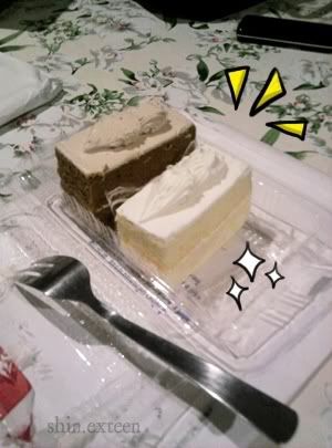 http://img.photobucket.com/albums/v211/shin_kt2/me_kt/cake.jpg