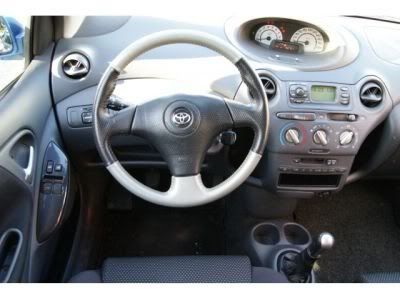 Yaris4.jpg