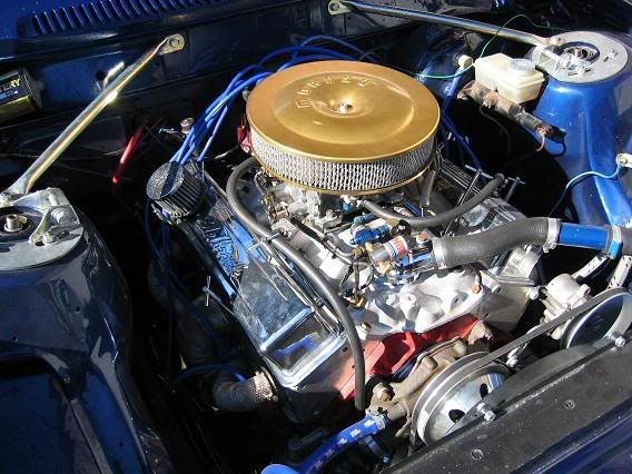 V8motor.jpg