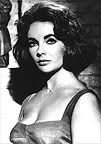 still of Elizabeth Taylor around 25-30 years old