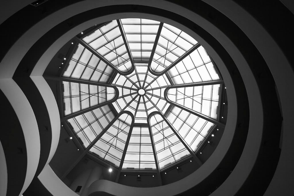 IMAGE: http://img.photobucket.com/albums/v215/99allturbo/New%20York%209%2007/IMG_3238_2.jpg