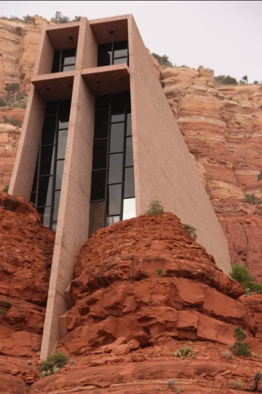 IMAGE: http://img.photobucket.com/albums/v215/darkknight1999/church.jpg