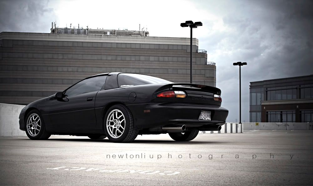 IMAGE: http://img.photobucket.com/albums/v215/newton22/camaropp.jpg