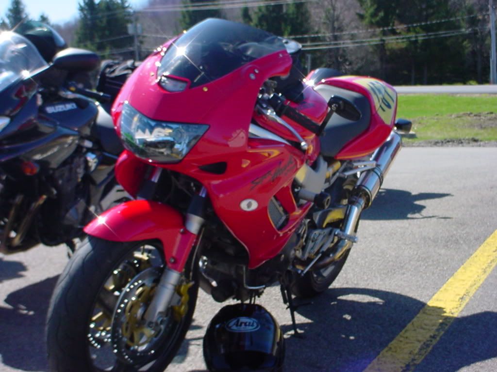 http://img.photobucket.com/albums/v215/vtrdarren/Sundayride008.jpg