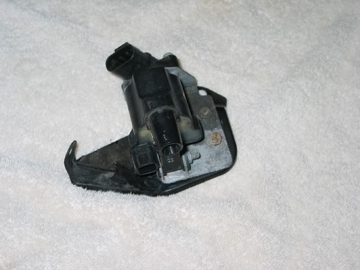 http://img.photobucket.com/albums/v216/JDMHippo/Parts%20For%20Sale/Coilpack.jpg