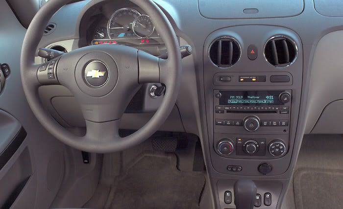 IMAGE: http://img.photobucket.com/albums/v218/PhotosGuy/2007%20HHR/HHR-2007_0102.jpg