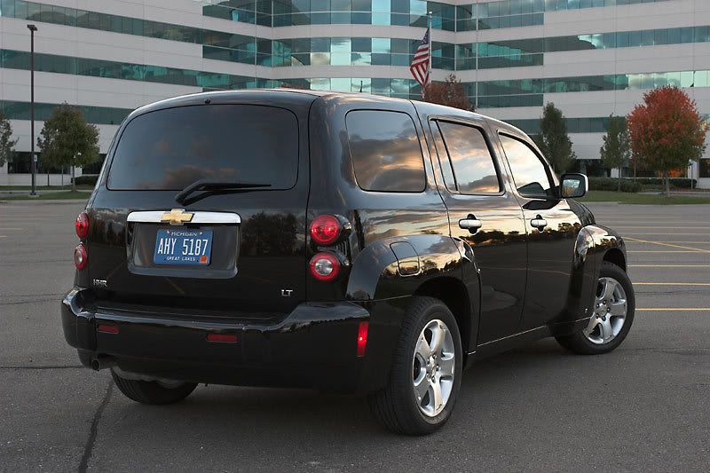 IMAGE: http://img.photobucket.com/albums/v218/PhotosGuy/2007%20HHR/HHR-2007_0115.jpg