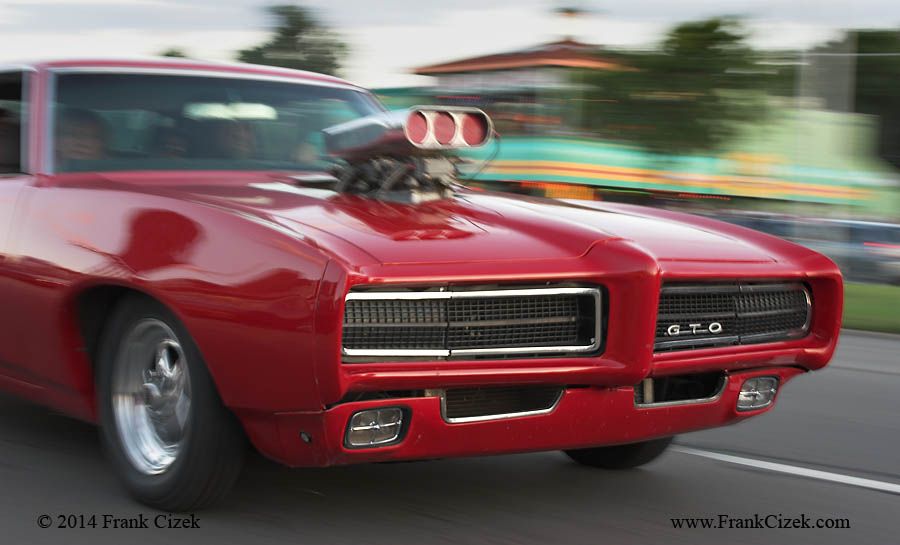 IMAGE: http://img.photobucket.com/albums/v218/PhotosGuy/2014%20Pre-Cruise/Pre-Cruise_8-13-14_0084.jpg 